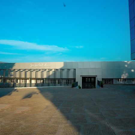 Jayalakshmi Residency Otel Vaduvanchal Dış mekan fotoğraf