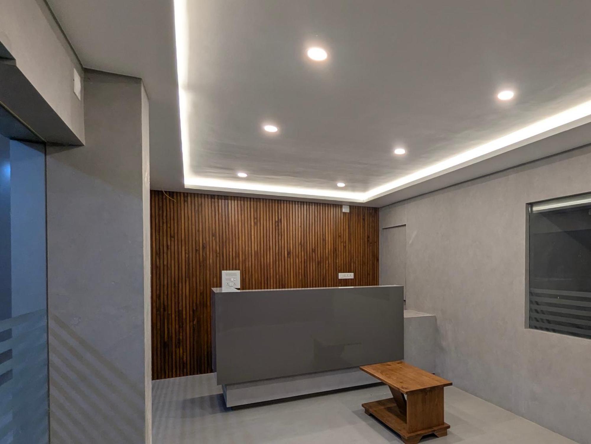 Jayalakshmi Residency Otel Vaduvanchal Dış mekan fotoğraf